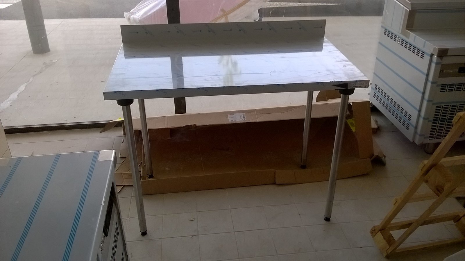 Table de travail inox GK 201/03