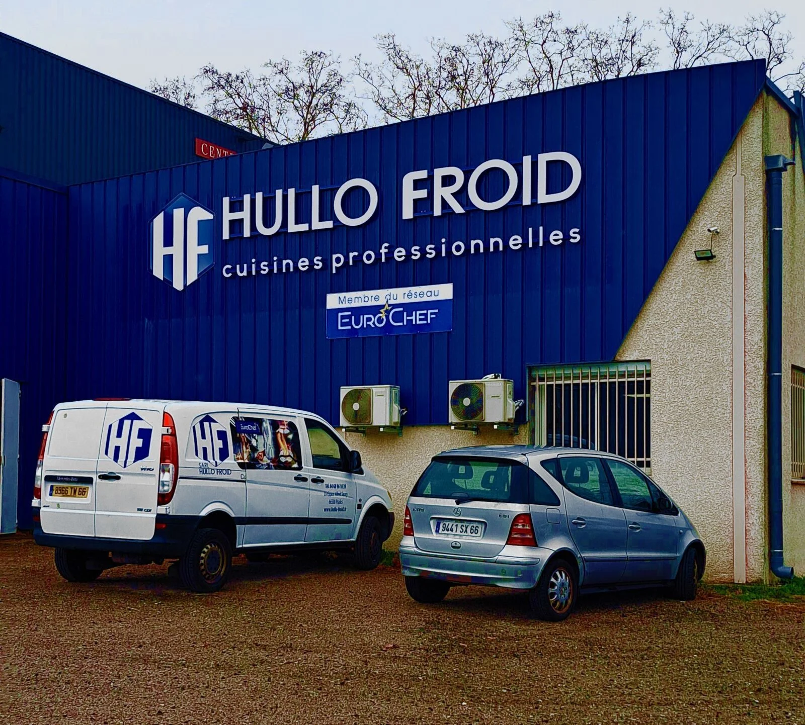 Devanture du magasin Hullo Froid à Prades, Pyrénées-Orientales (2024)